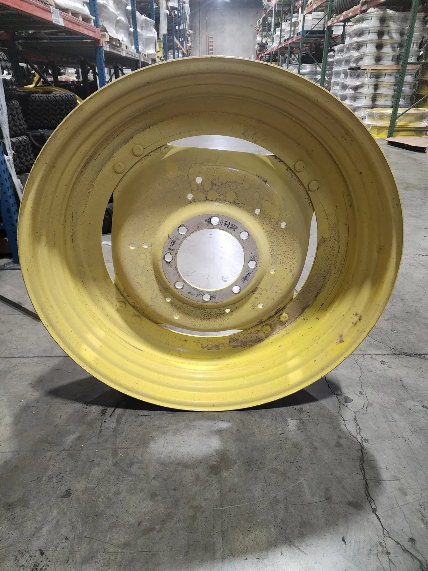 Used 10 X 42 GKN 8-10.82-8.78 4/2 Rail Yellow Wheel w/ Disc