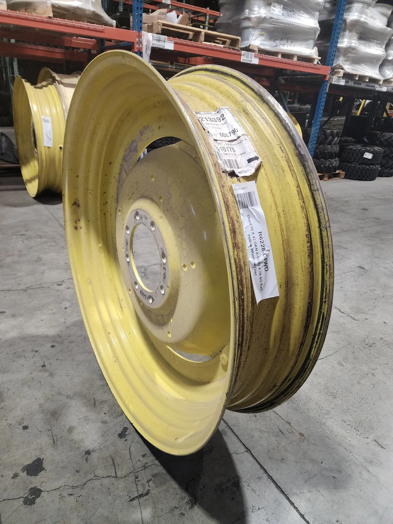 Used 10 X 42 GKN 8-10.82-8.78 4/2 Rail Yellow Wheel w/ Disc image 4