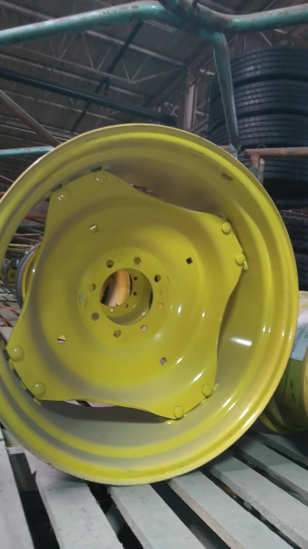 Used 12 X 30 GKN 4/2 Rail Yellow Wheel w/ Disc image 2