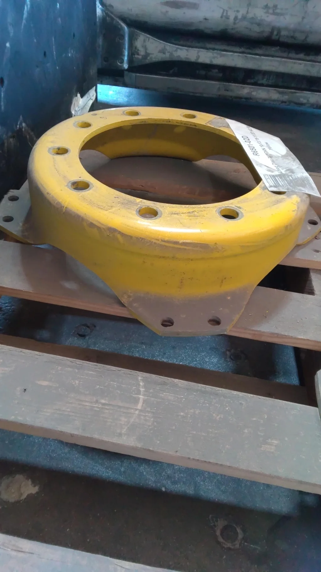 Used Discs 24" GKN 10-13.19-11.07 4/2 Rail Yellow image 3