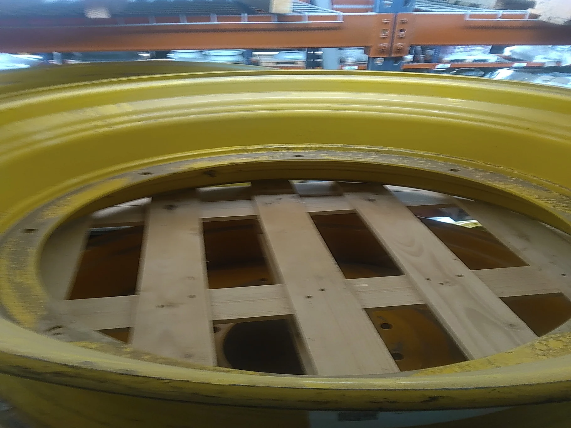 Used 15 X 38 GKN 8-31.0-29.0 Rim & Rail Yellow Wheel image 3