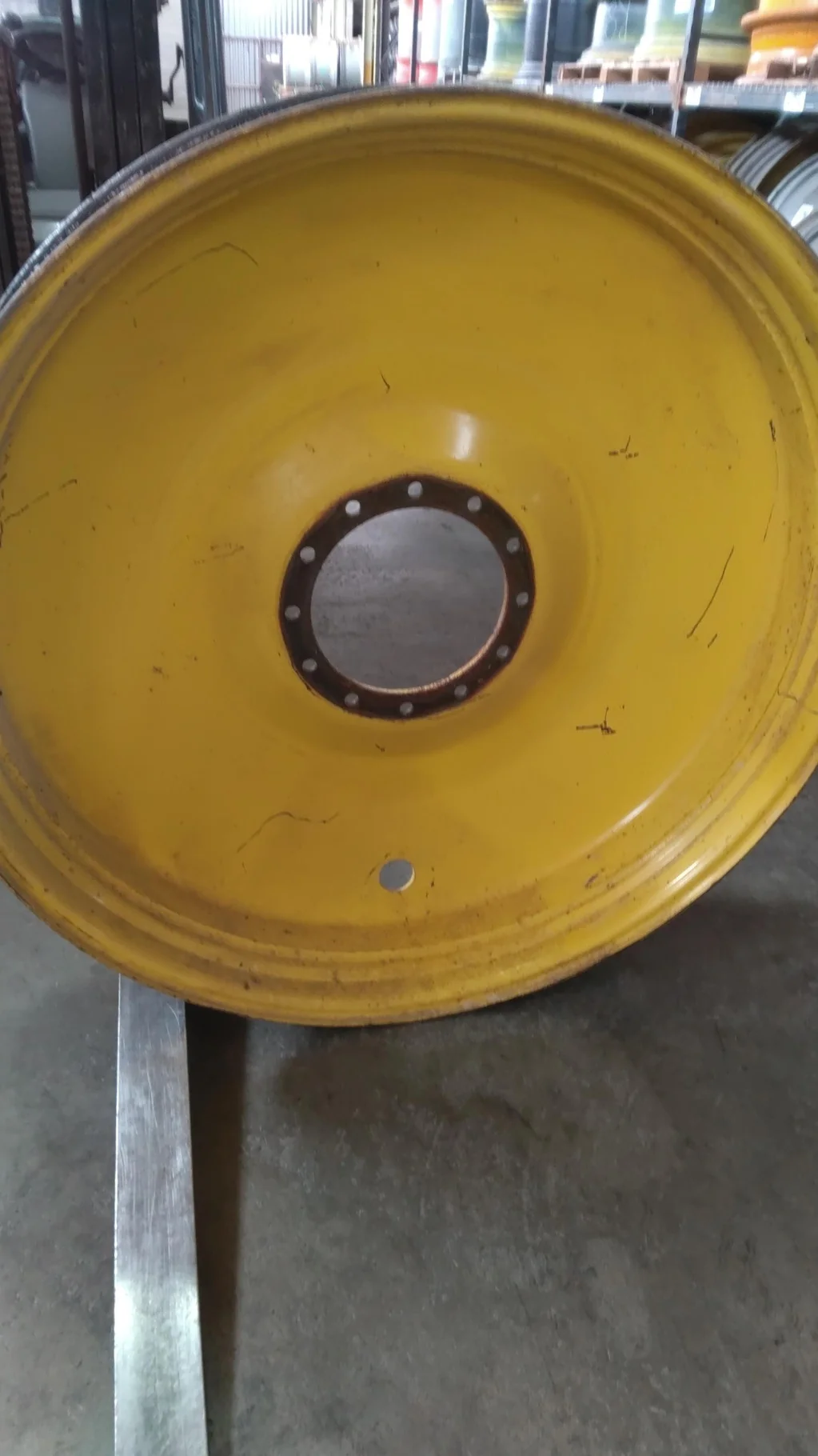 Used 10 X 50 12-13.976-11.857-1 Sprayer Yellow Wheel image 5