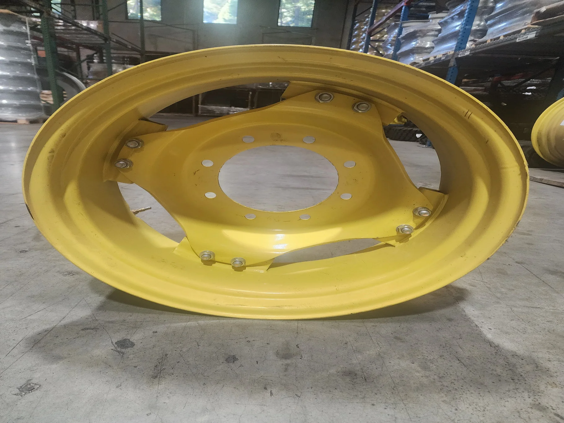 Take-Off 10 X 24 GKN 8-10.82-8.78 4/2 Clamp Yellow Wheel w/ Disc image 3