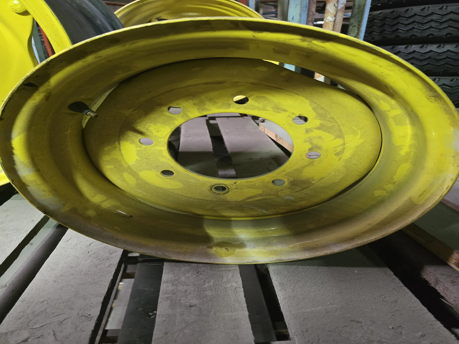 Take-Off 8 X 16 GKN 8-8-6 Solid Yellow Wheel image 2