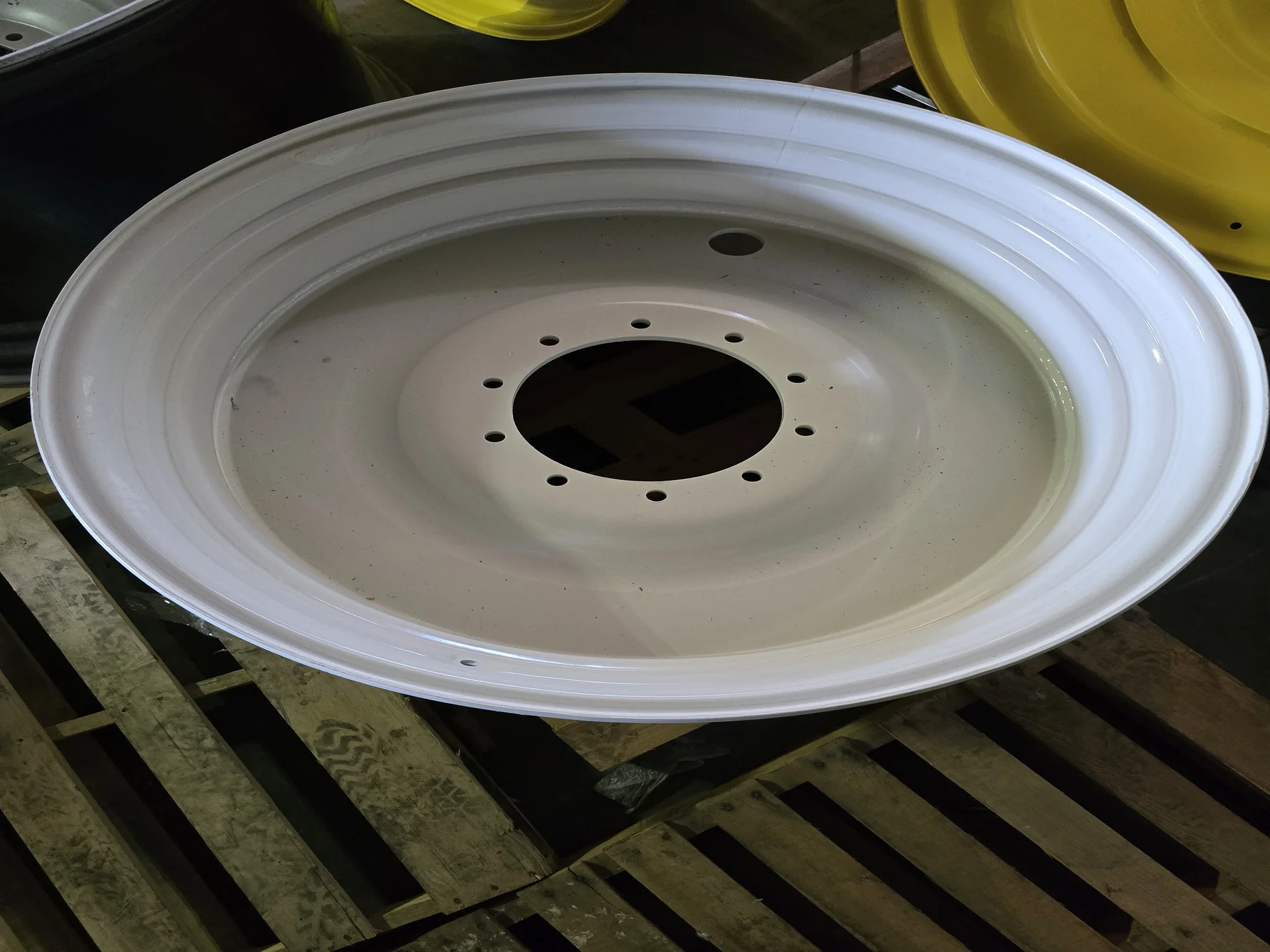 20 X 38 10-13.19-11.07 Sprayer White Wheel Refurb