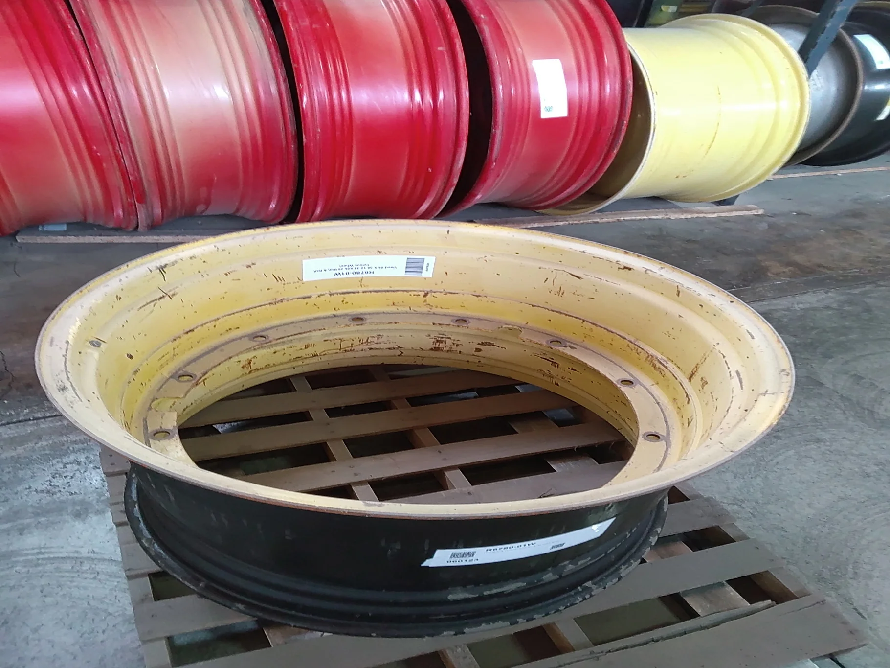 Used 25 X 38 12-32.047-30.07 Rim & Rail Yellow Wheel