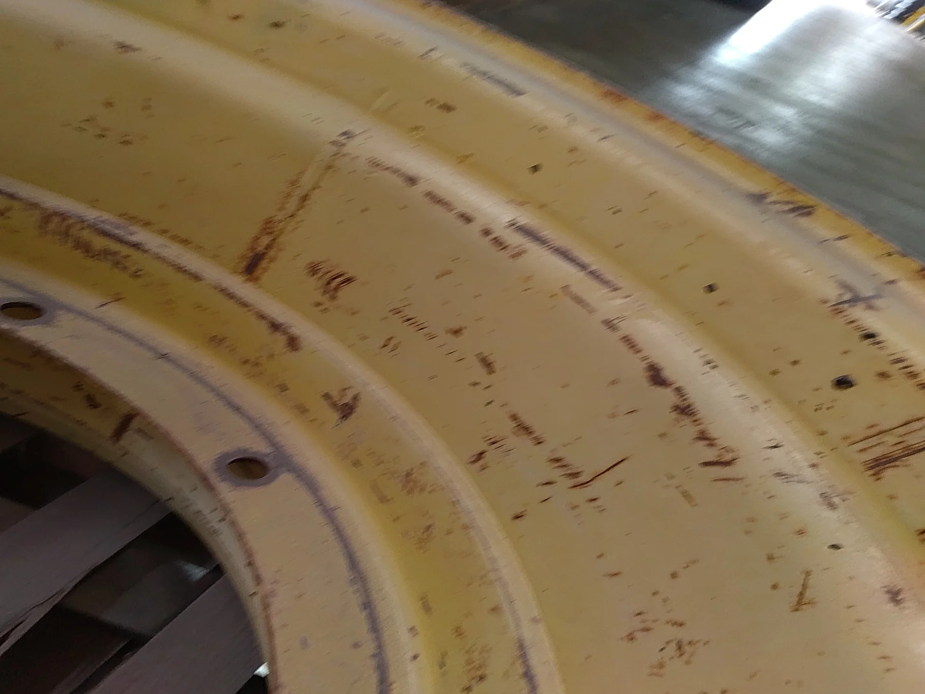 Used 25 X 38 12-32.047-30.07 Rim & Rail Yellow Wheel image 3