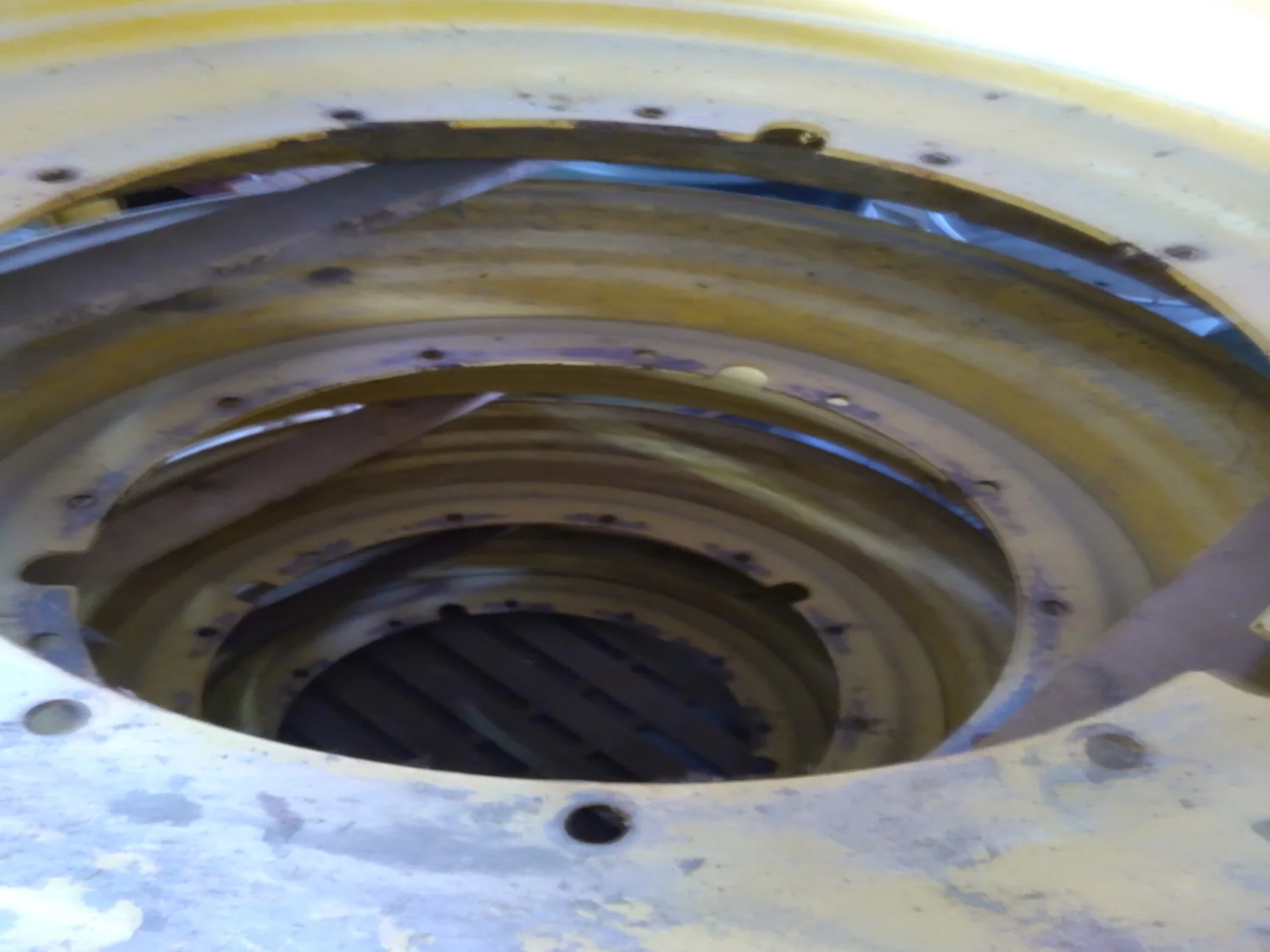 Used 20 X 46 12-32.04-30.07-2.81IN Rim & Rail Yellow Wheel image 3