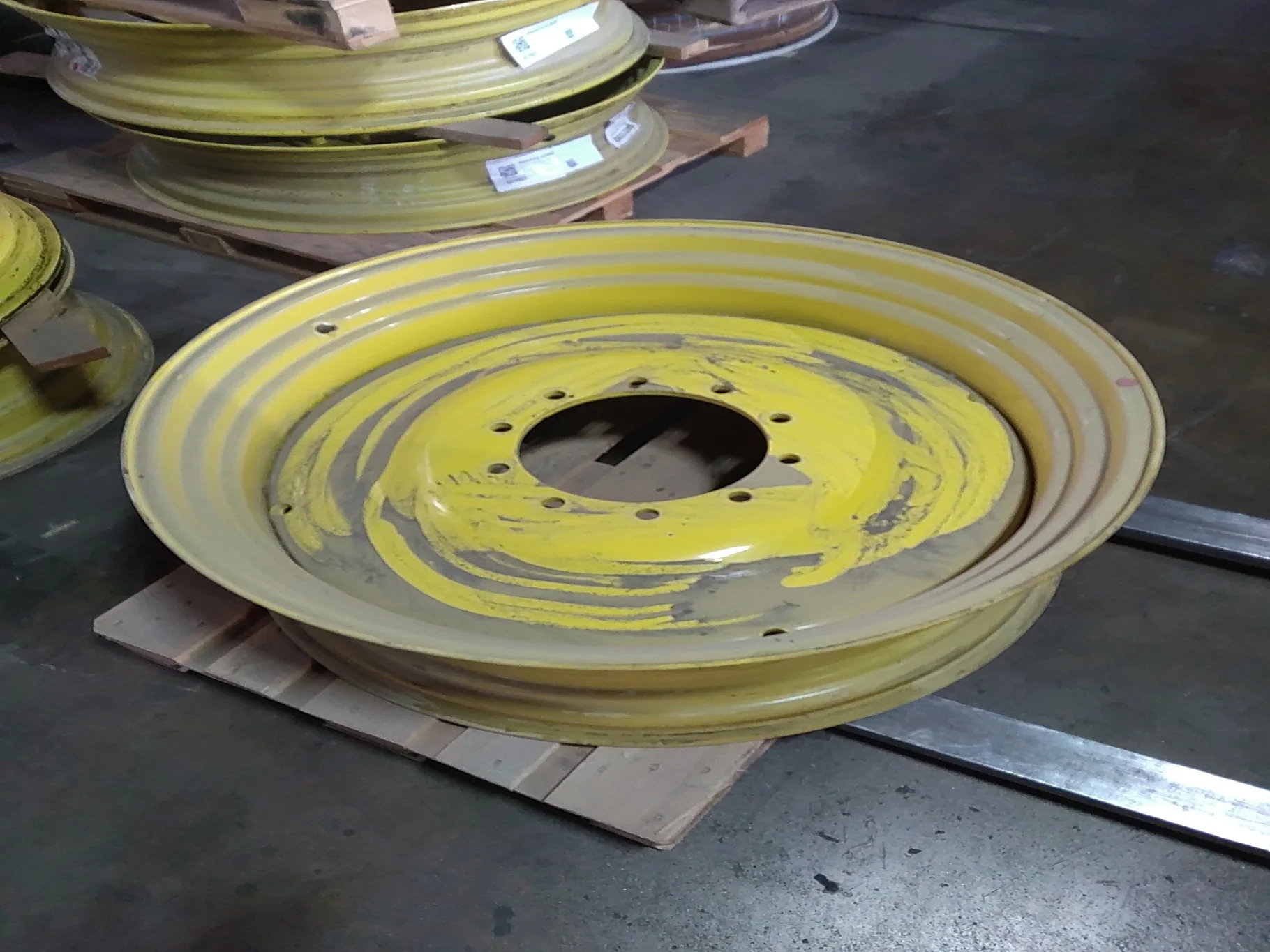 Take-Off 15 X 38 10-13.19-11.07 Solid Yellow Wheel