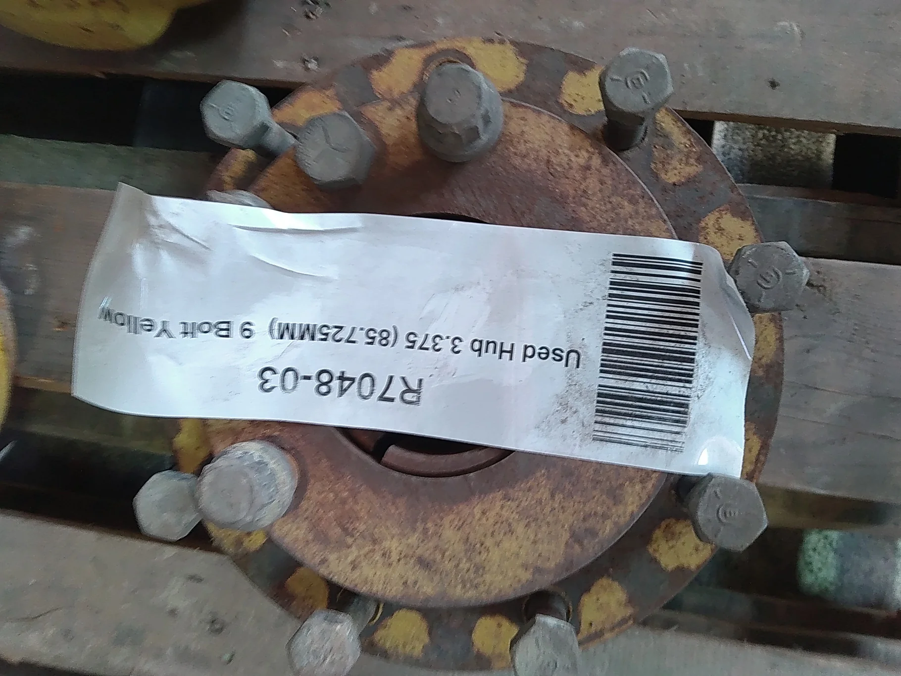 Used Hub 3.375 (85.725MM) 9 Bolt Yellow