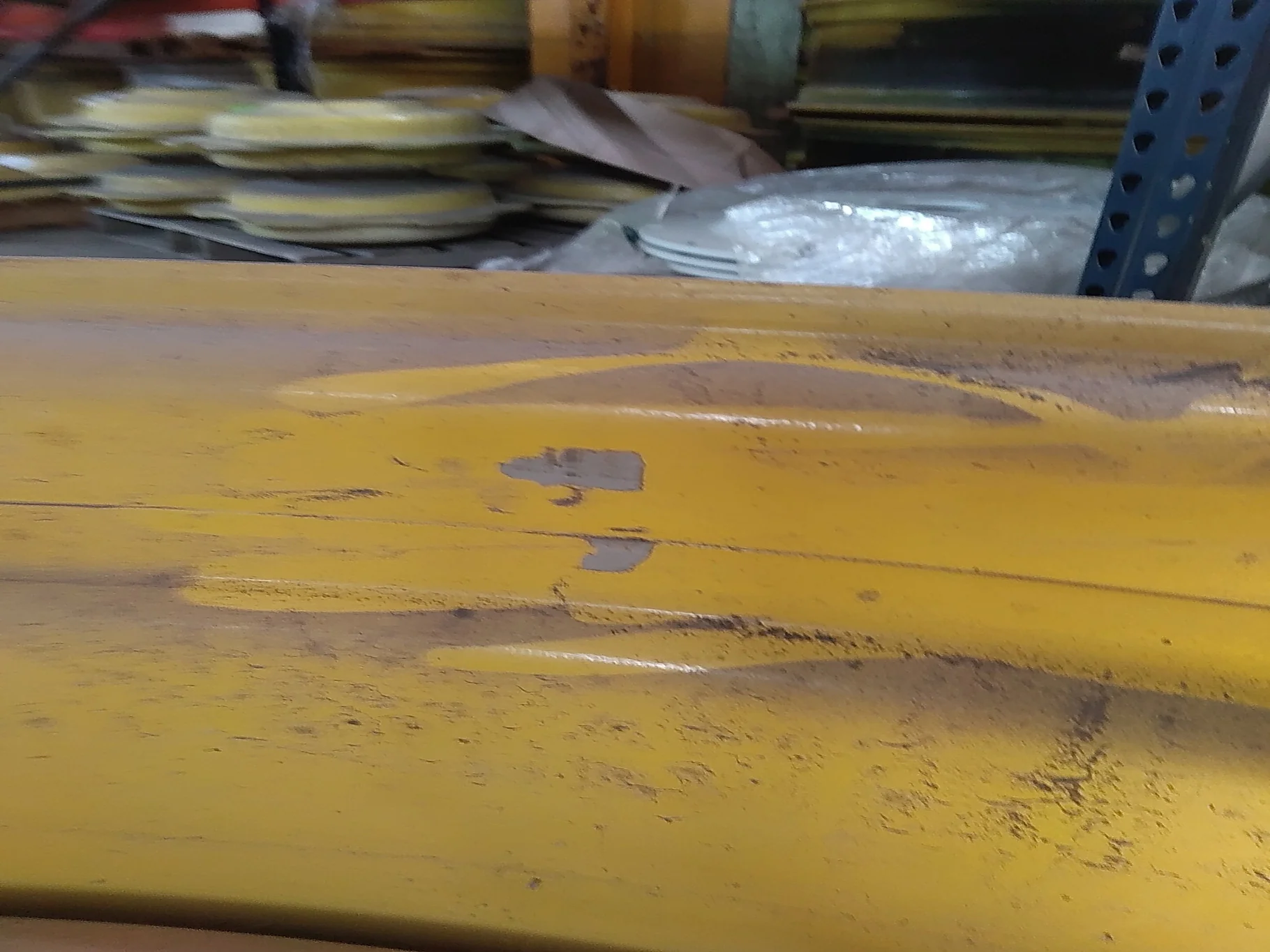 Used 15 X 50 GKN 12-32.04-30.07-2.81IN Sprayer Yellow Wheel image 6