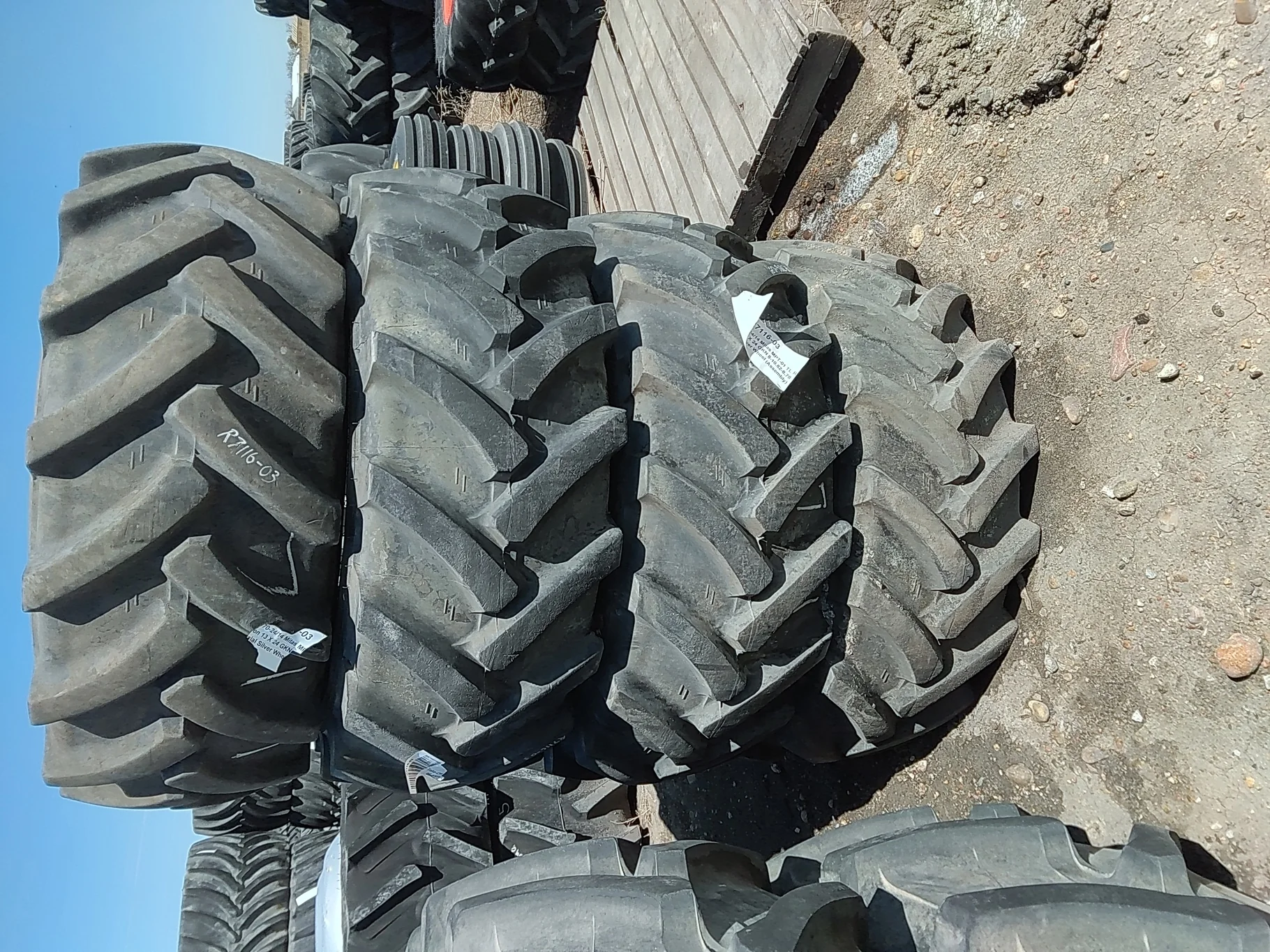 Take-Off 405/70-24/14 Mitas MPT-01 TL R-4 95-100% on 13 X 24 GKN 8-10.82-8.78 Commercial Silver Whee image 2