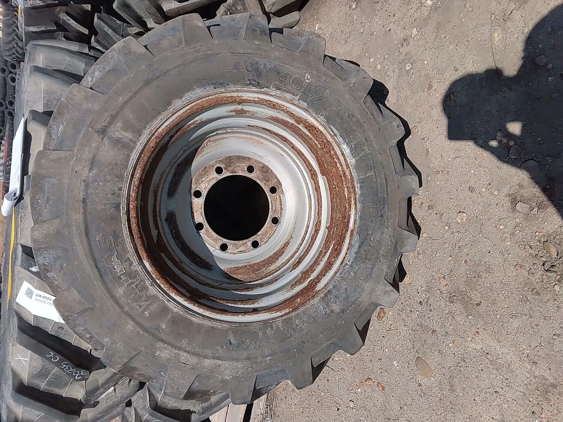 Take-Off 405/70-24/14 Mitas MPT-01 TL R-4 95-100% on 13 X 24 GKN 8-10.82-8.78 Commercial Silver Whee image 3