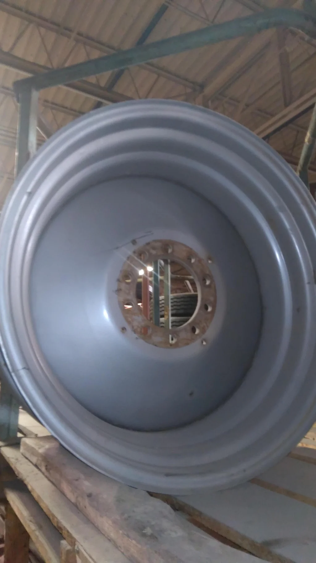 Take-Off 15 X 30 10-8.858-6.92 Combine Silver Wheel image 2