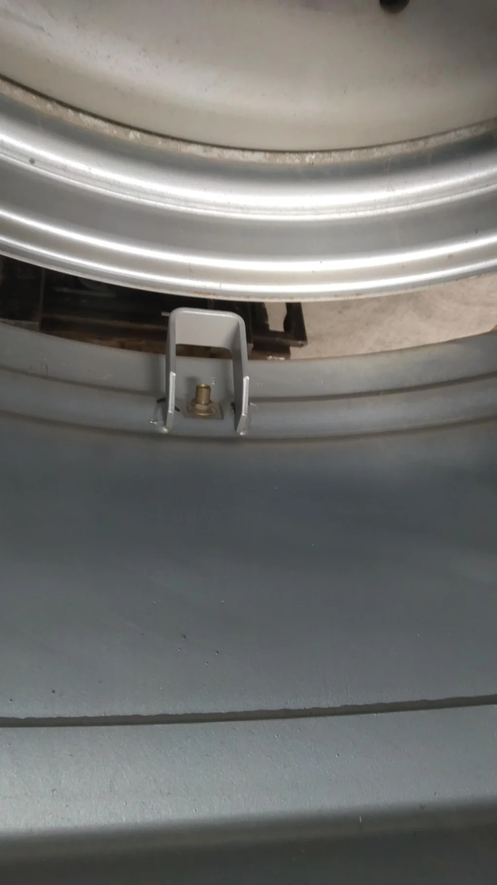 Take-Off 18 X 42 18-15.748-13.268 Dual Silver Wheel image 2