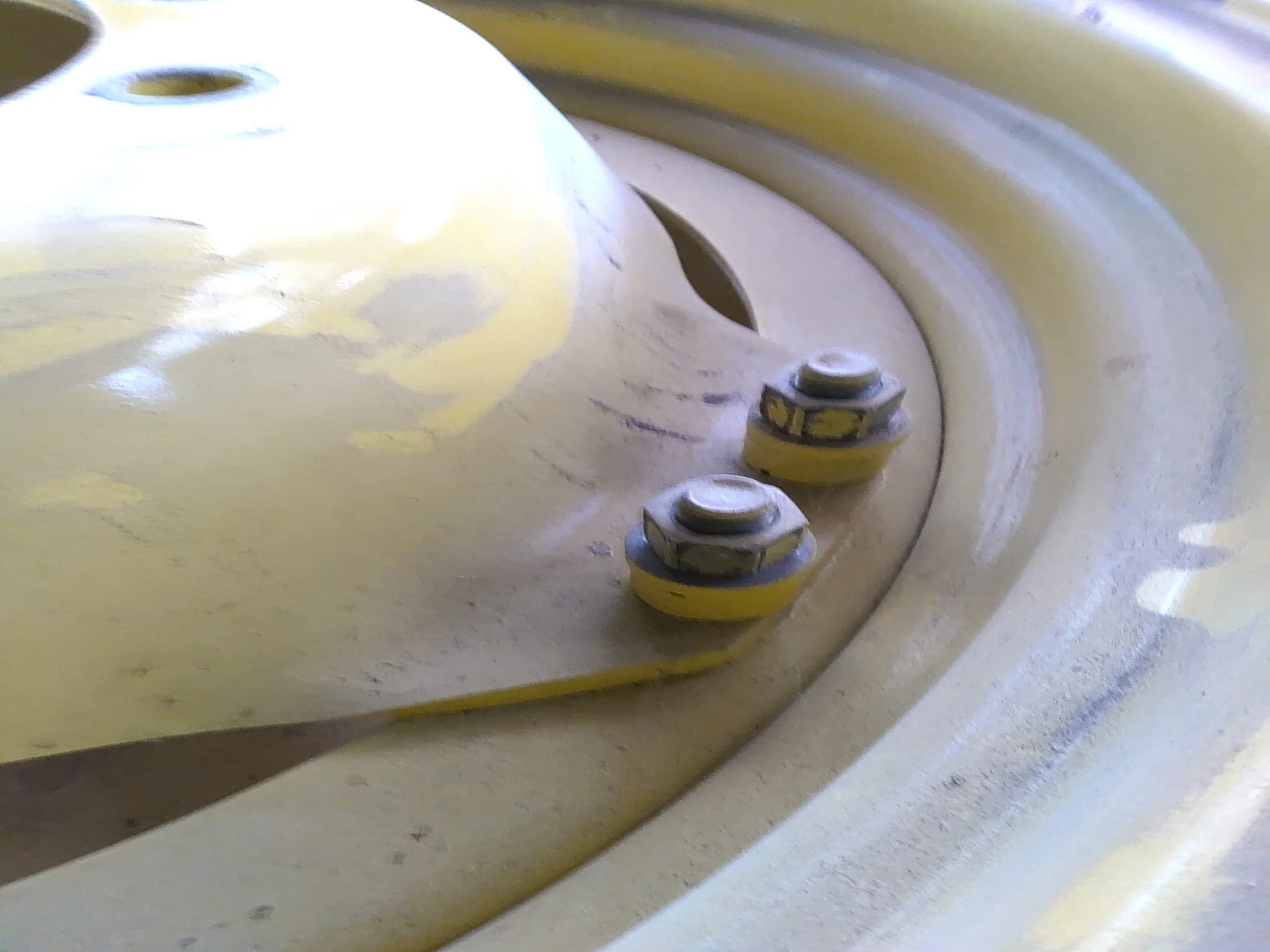 Take-Off 12 X 30 GKN 8-10.82-8.78 4/2 Rail JD AG Yellow Wheel image 4