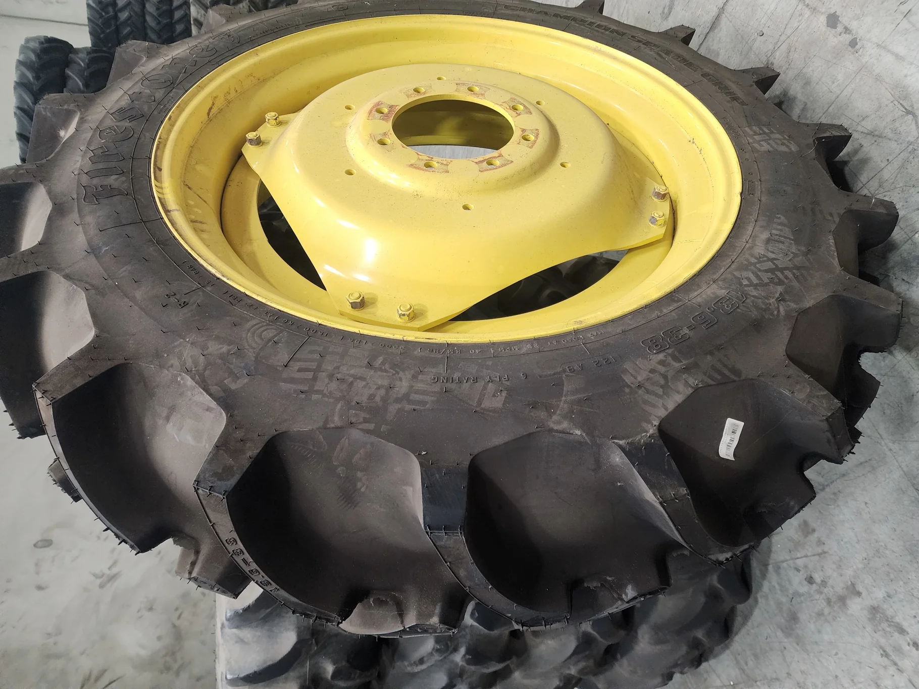 Take-Off 13.6-38/6 Firestone Champion Spade Grip TL R-2 95-100% on 12 X 38 GKN 8-10.82-8.78 4/2 Rail image 2