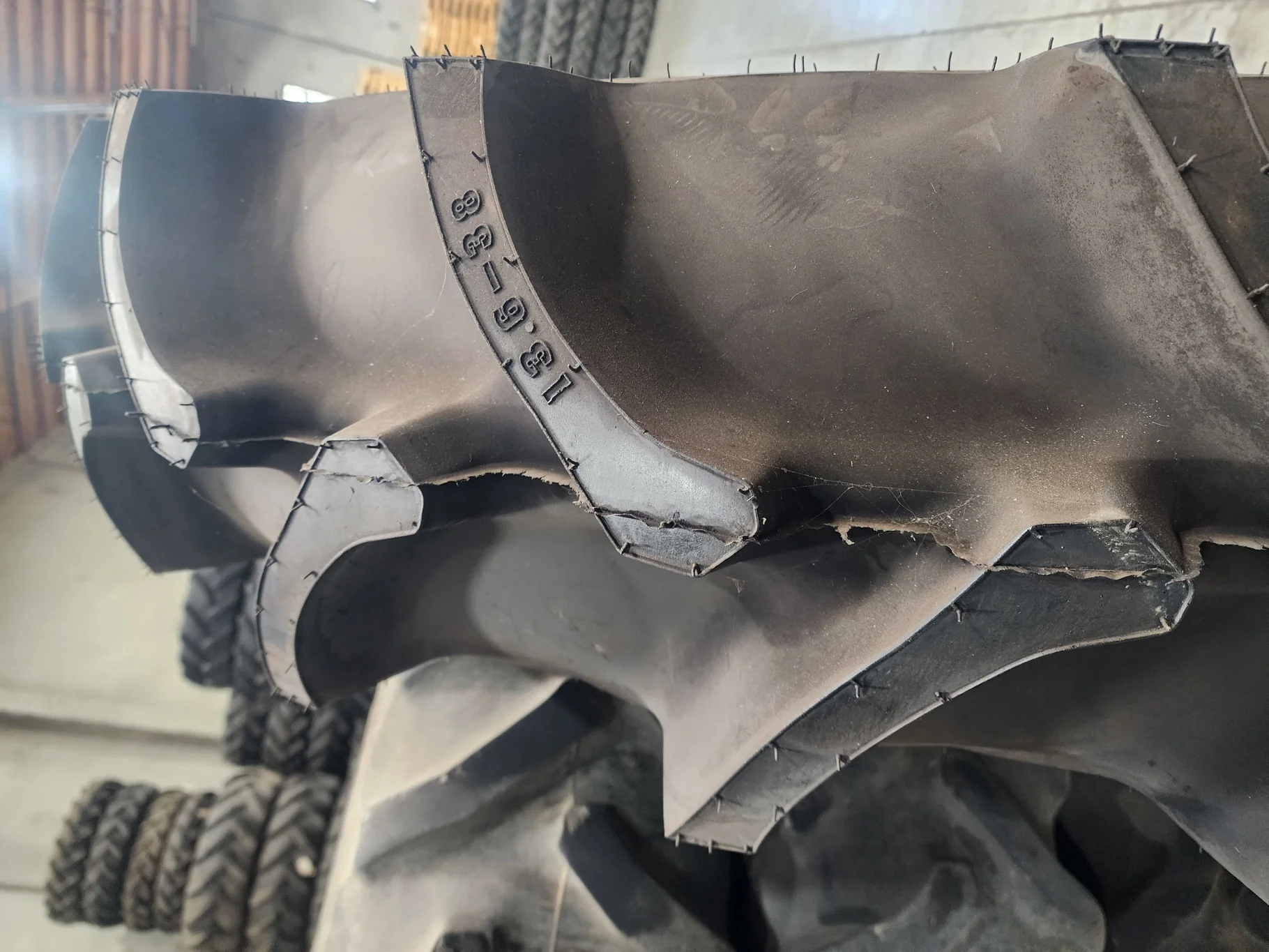 Take-Off 13.6-38/6 Firestone Champion Spade Grip TL R-2 95-100% on 12 X 38 GKN 8-10.82-8.78 4/2 Rail image 3