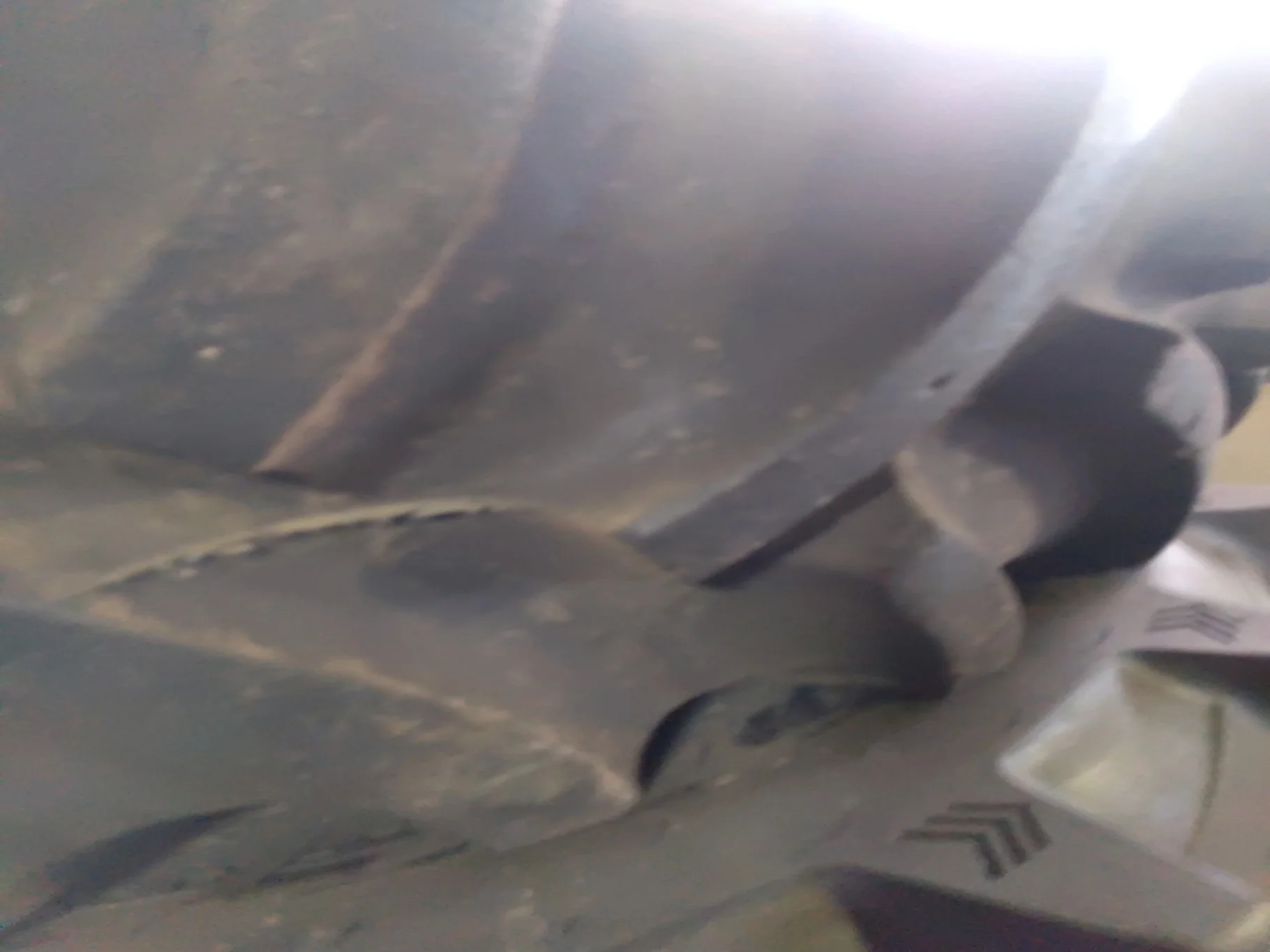 Used 13.6-24/8 Titan Hi Traction Lug TL R-1 80-85% image 3