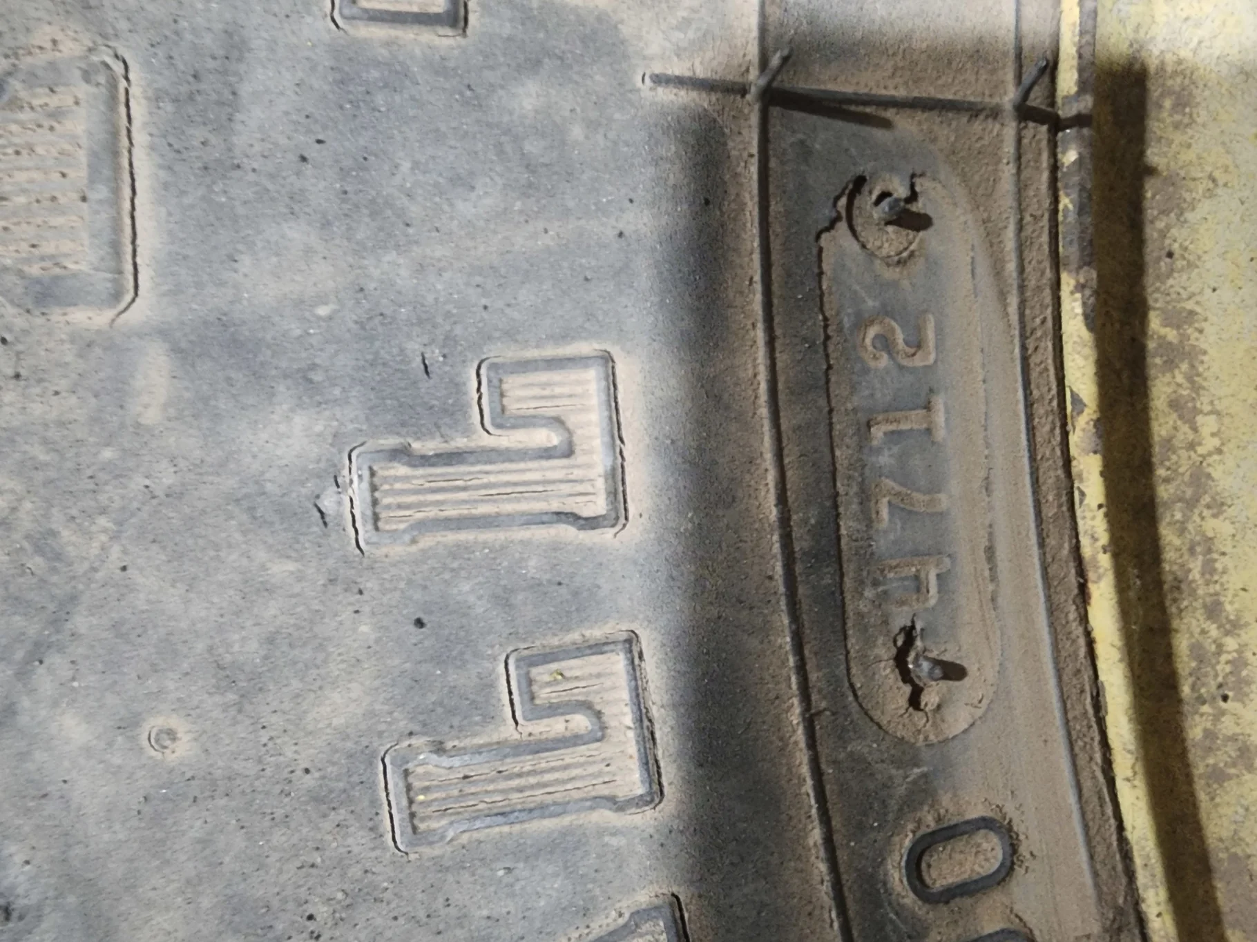 Used 12.4-24/8 Firestone SAT II 23 TL R-1 70-75% on 10 X 24 GKN 8-10.82-8.78 6 Clamp Yellow Wheel w/ image 5
