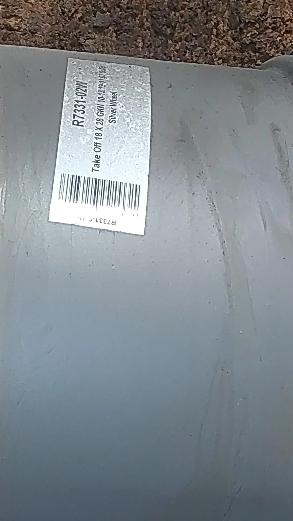 Take-Off 18 X 28 GKN 10-13.19-11.07 Solid Silver Wheel
