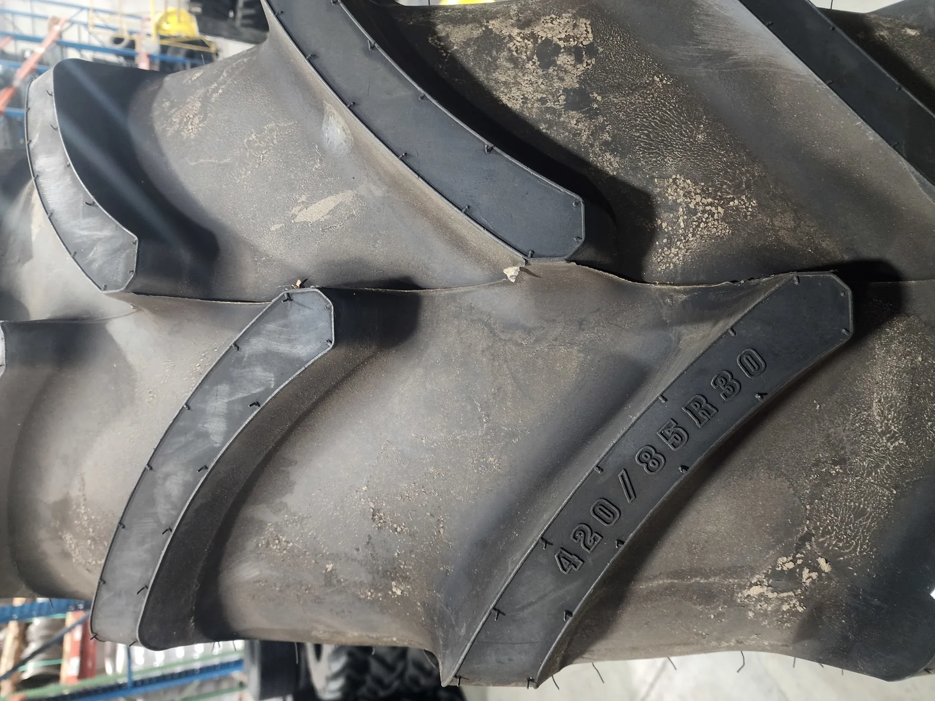 Used 420/85R30 140D Firestone Performer 85 TL  R-1W 90-95% on 15 X 30 GKN 8-8-6 image 3
