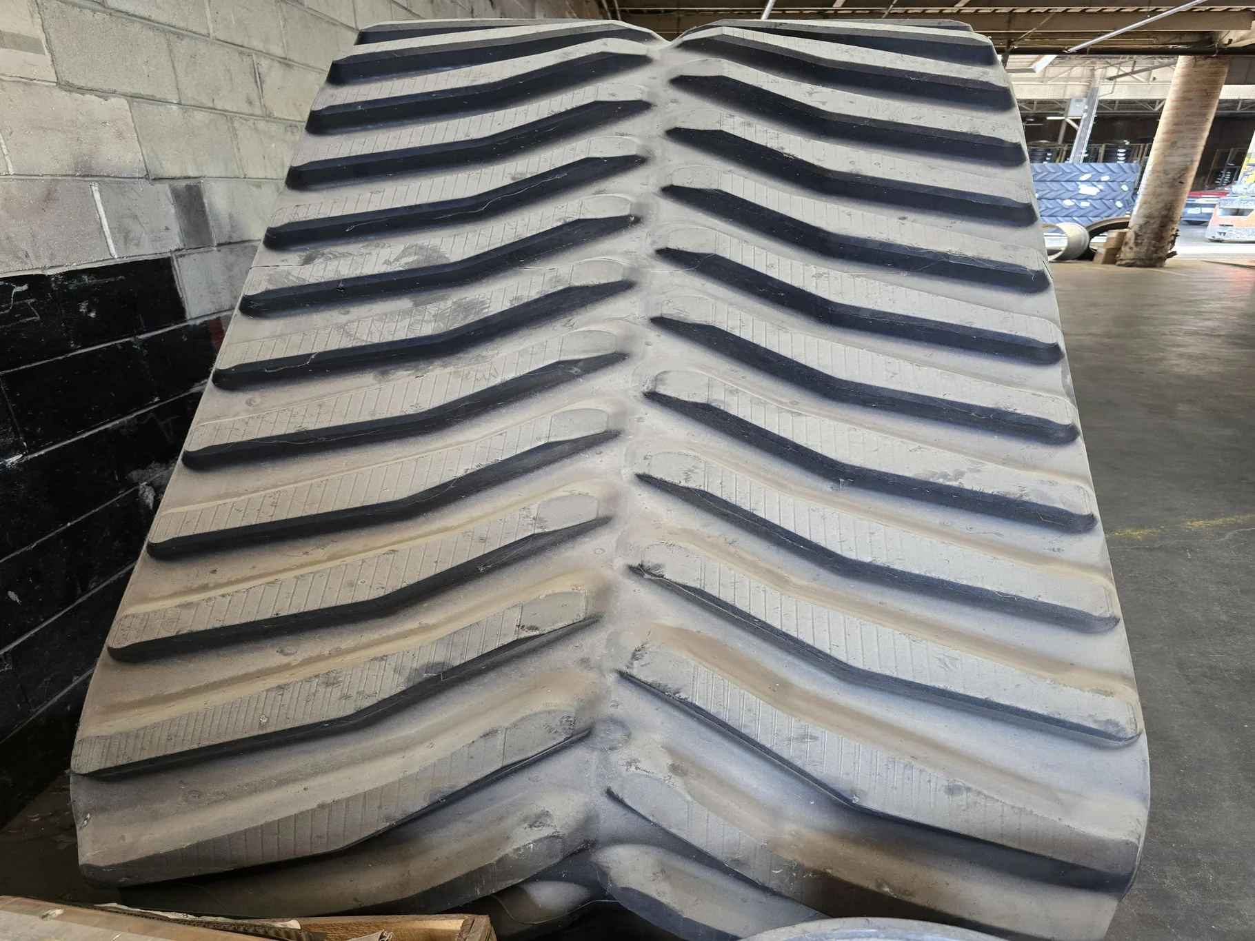 USED 34" POLUZZI ULTRON TERRA DRIVE COMBINE UNDERCARRIAGE SYSTEM LEFT image 3