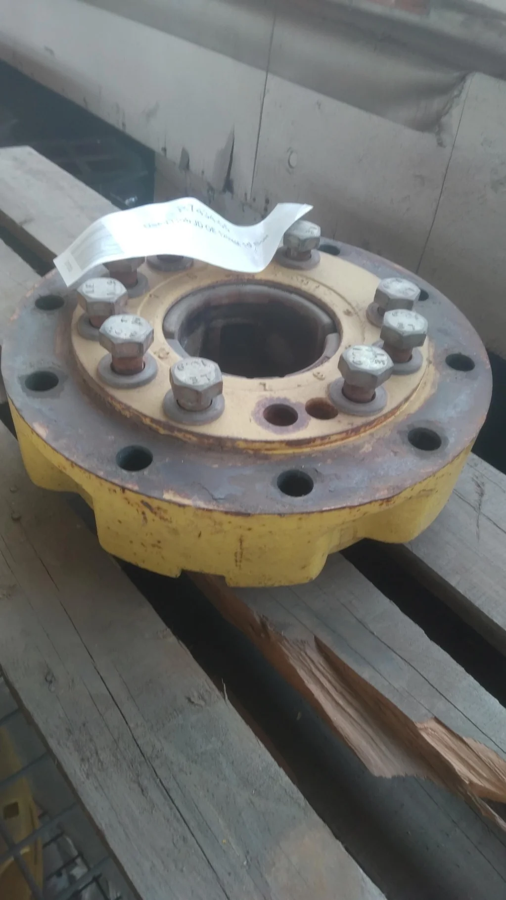 Used Hub JD OE 120MM 10 Bolt image 4