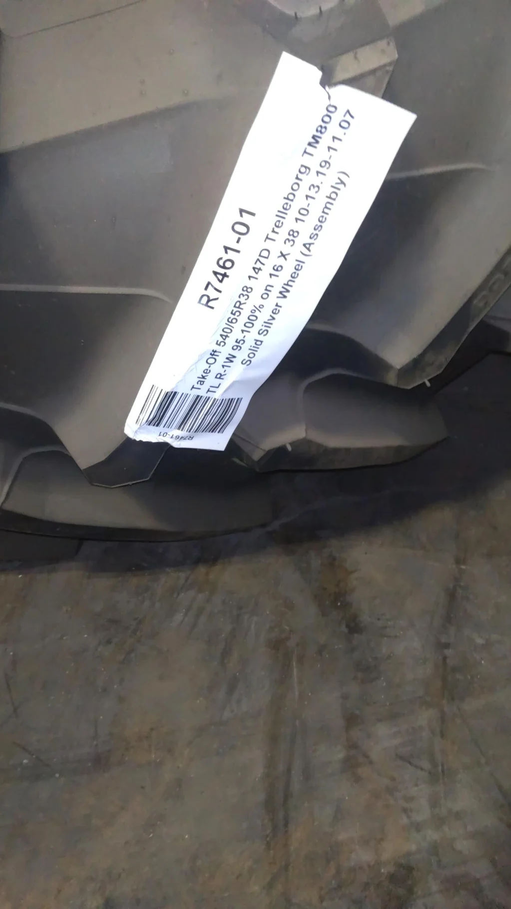 Take-Off 540/65R38 147D Trelleborg TM800 TL R-1W 95-100% on 16 X 38
