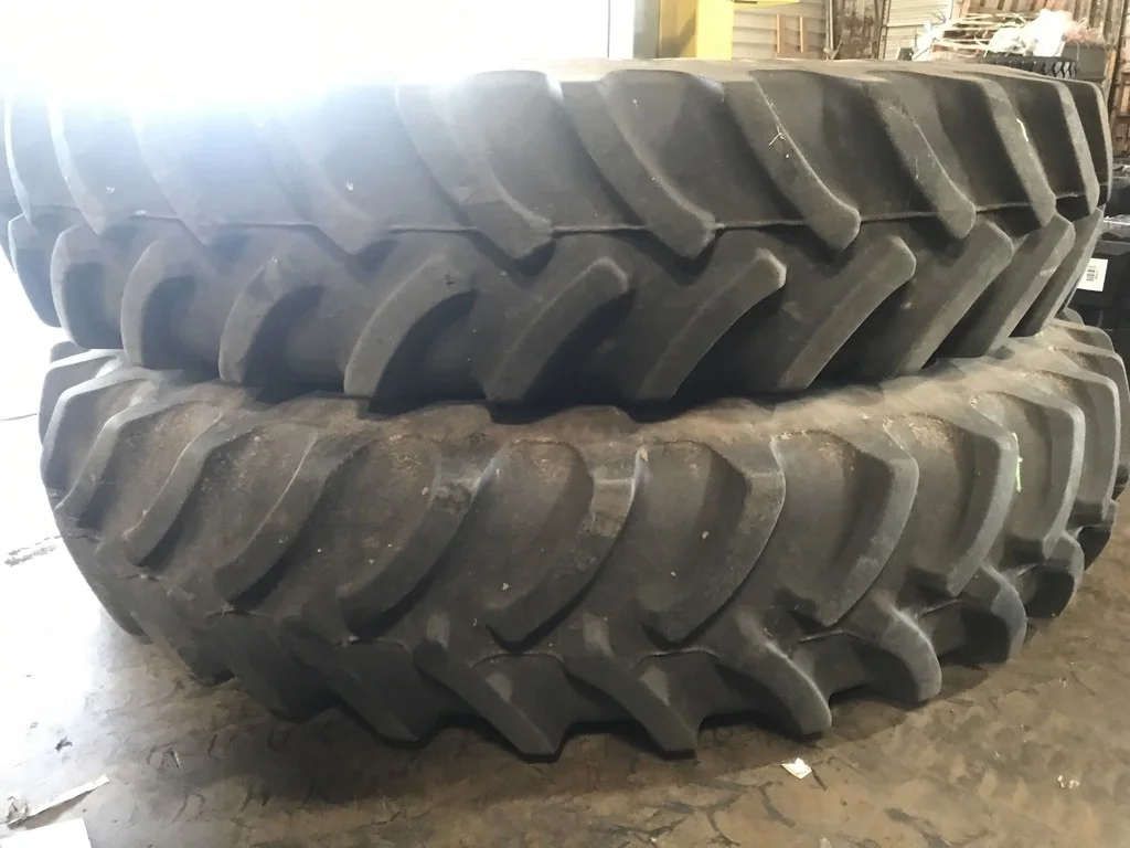 Used 380/105R50 168B Firestone Radial 9100 TL R-1W 80-85% on 12 X 50 10-13.19-11.07 Rim & Rail Yello image 2