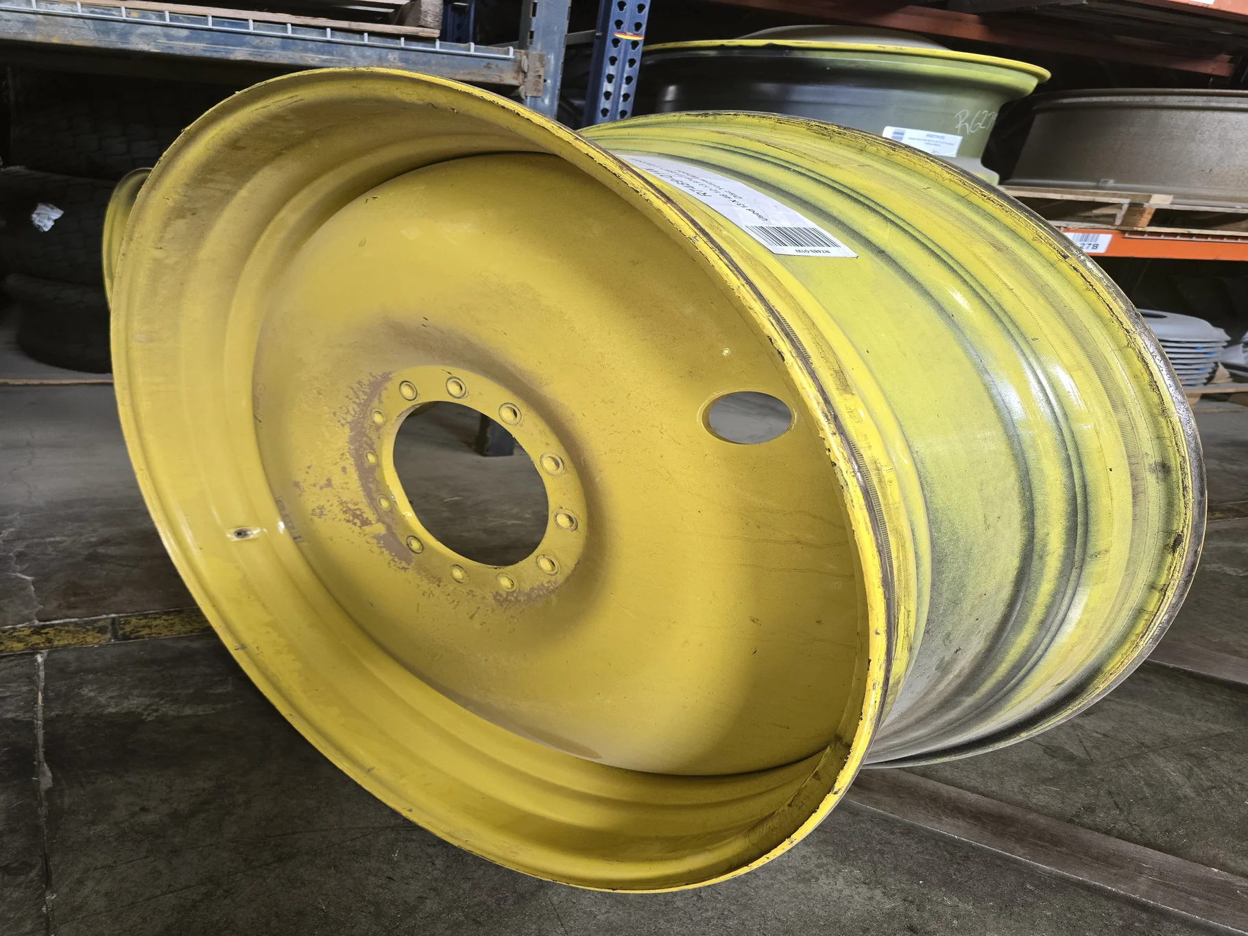 Used 13 X 46 12-13.976-11.857-1 Bubble Disc Yellow Wheel image 4