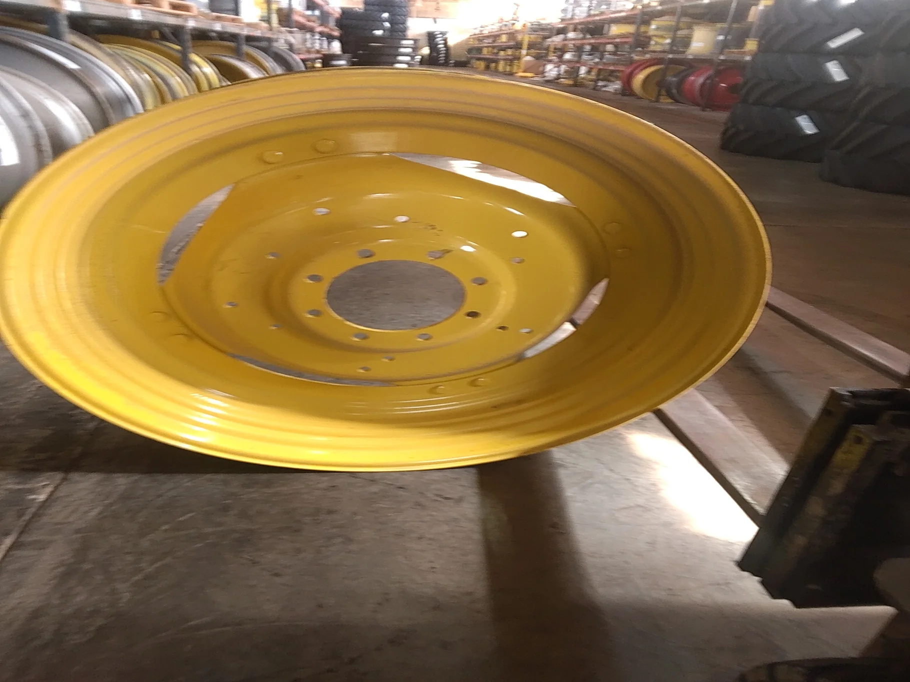 Take-Off 10 X 42 GKN 8-10.82-8.78 4/2 Rail Yellow Wheel w/ Disc (Assembly) image 2
