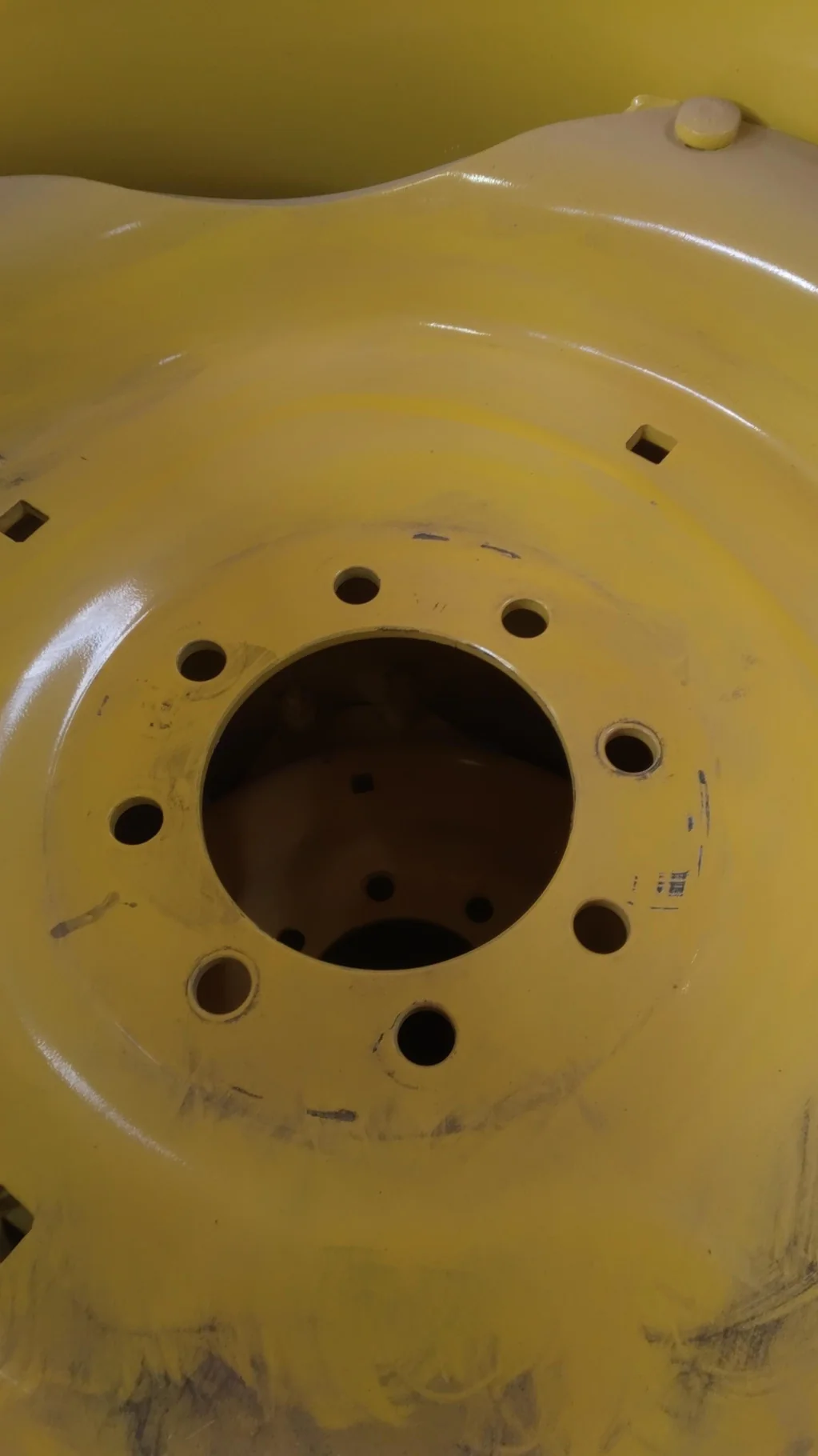 Take-Off 15 X 28  8-8-6 4/2 Clamp Moveero JD AG Yellow Wheel w/ Disc image 4