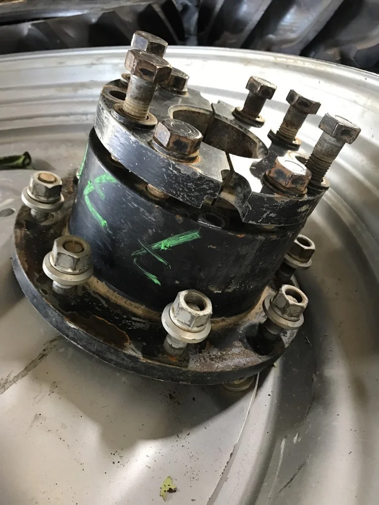 Used Hub 3-5/8" 8-10.82 Black image 2
