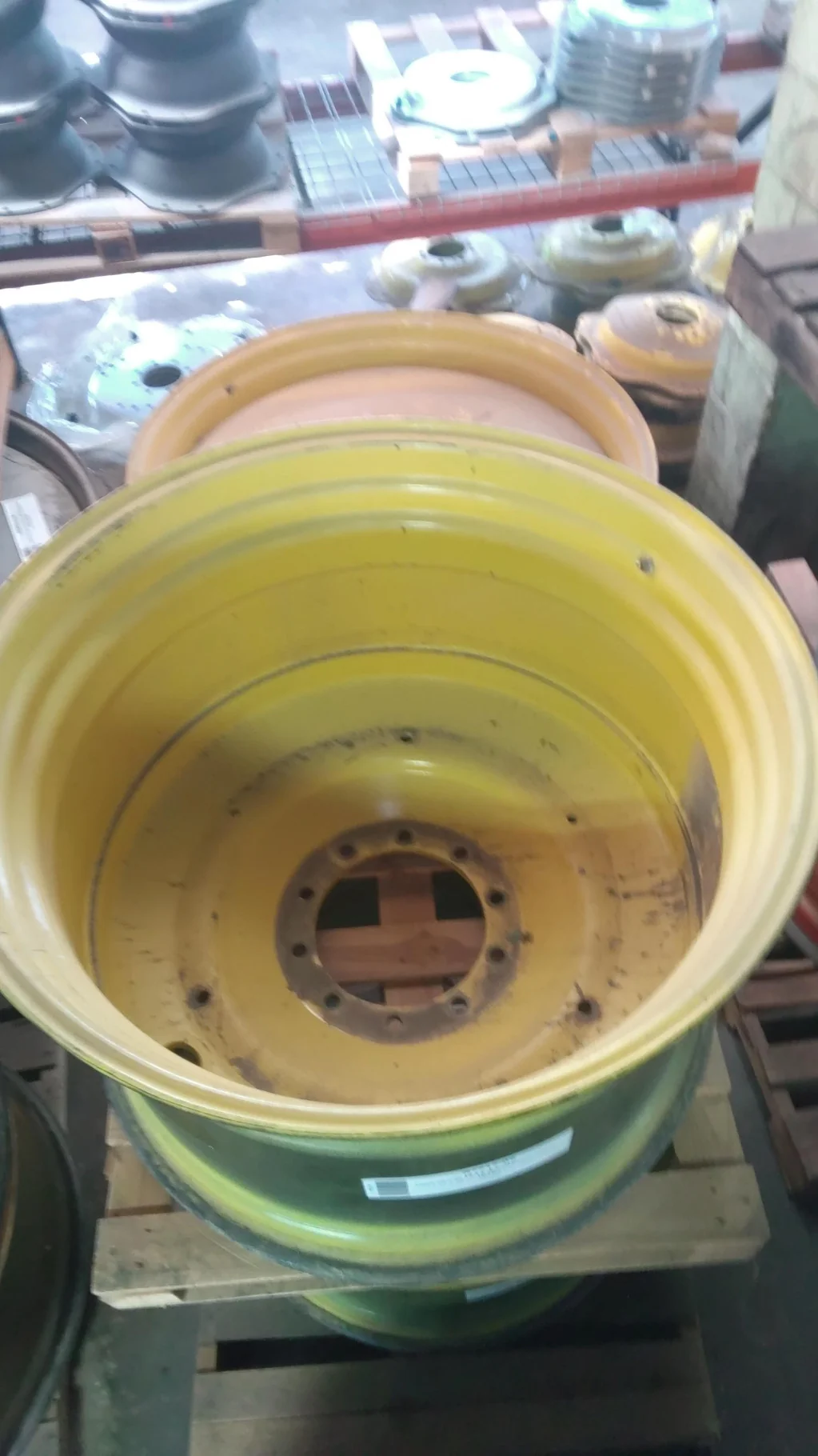 Used 25 x 38 10-13.19-11.07 Dual Yellow Wheel