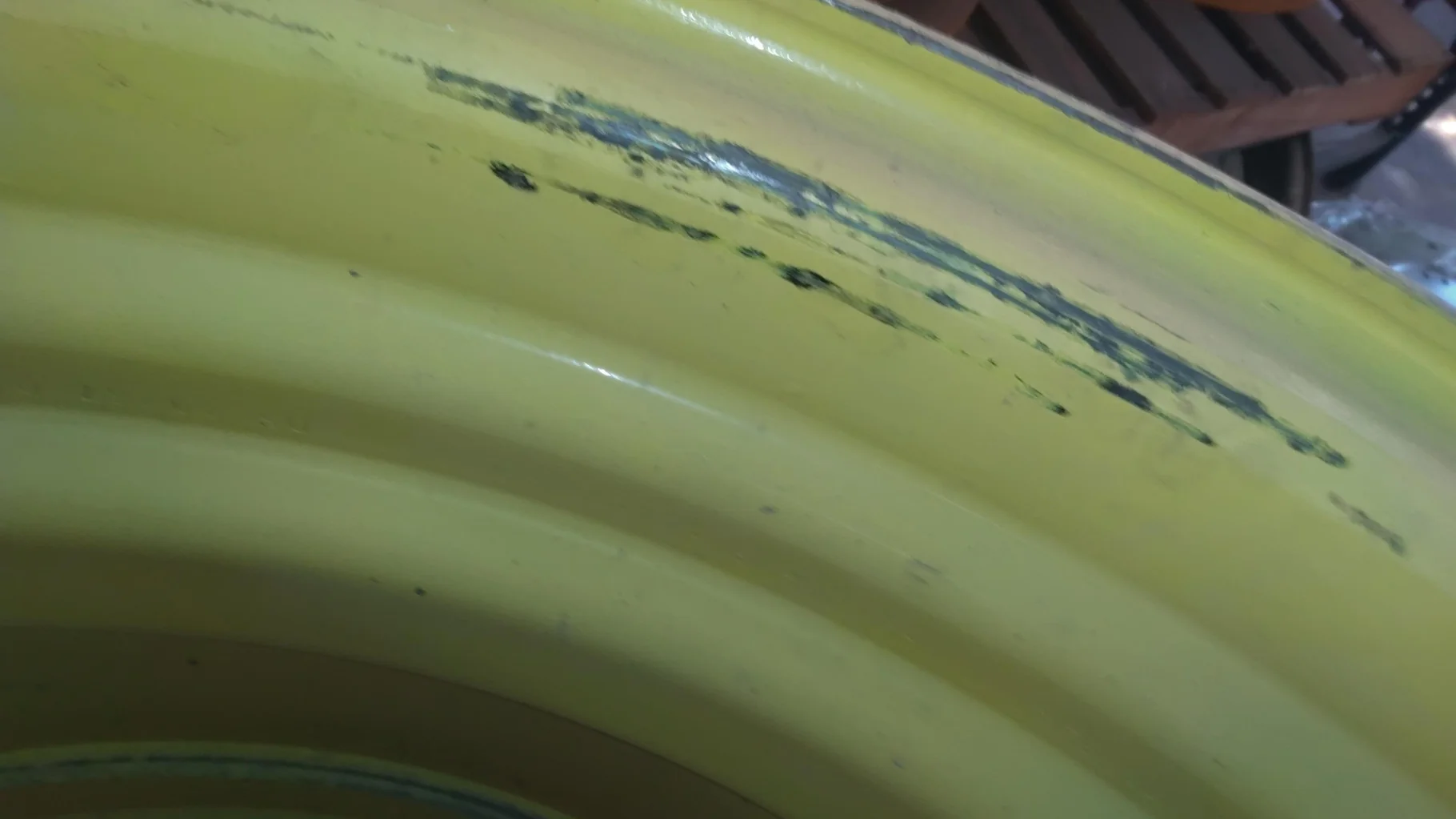 Used 25 x 38 10-13.19-11.07 Dual Yellow Wheel image 3