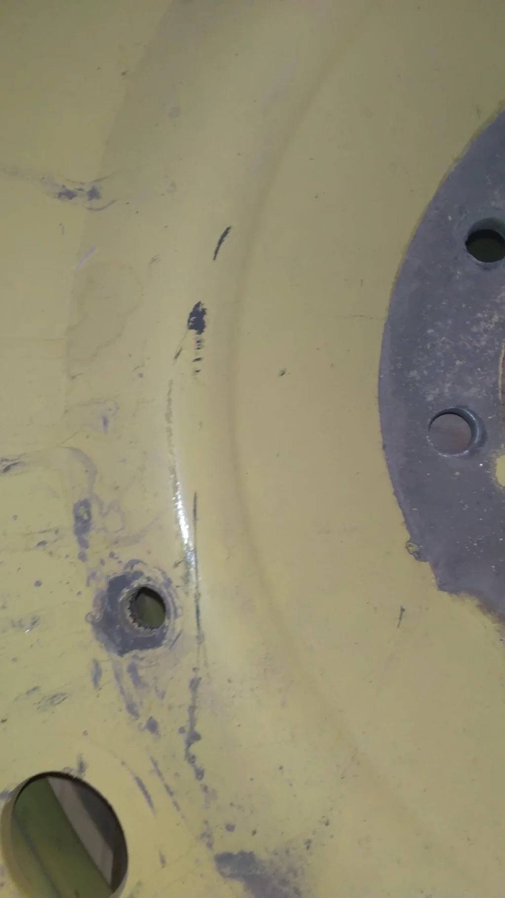 Used 25 x 38 10-13.19-11.07 Dual Yellow Wheel image 5