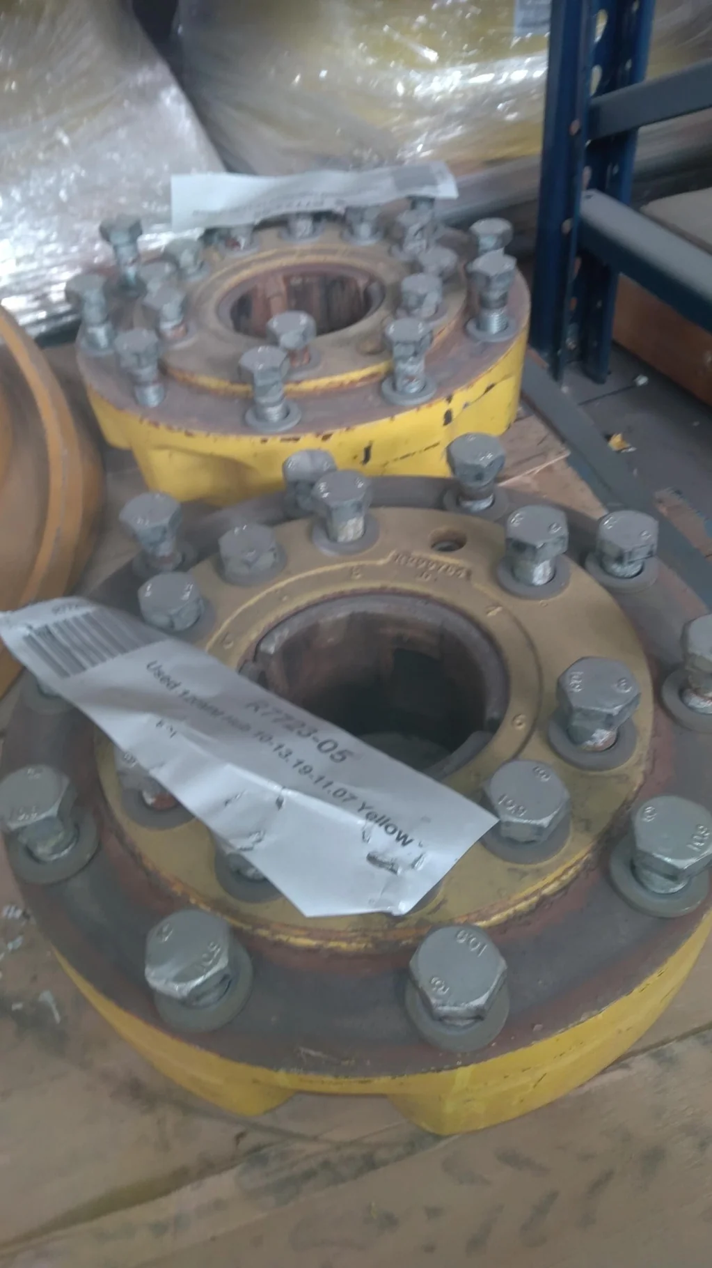 Used 120MM Hub 10-13.19-11.07 Yellow image 2
