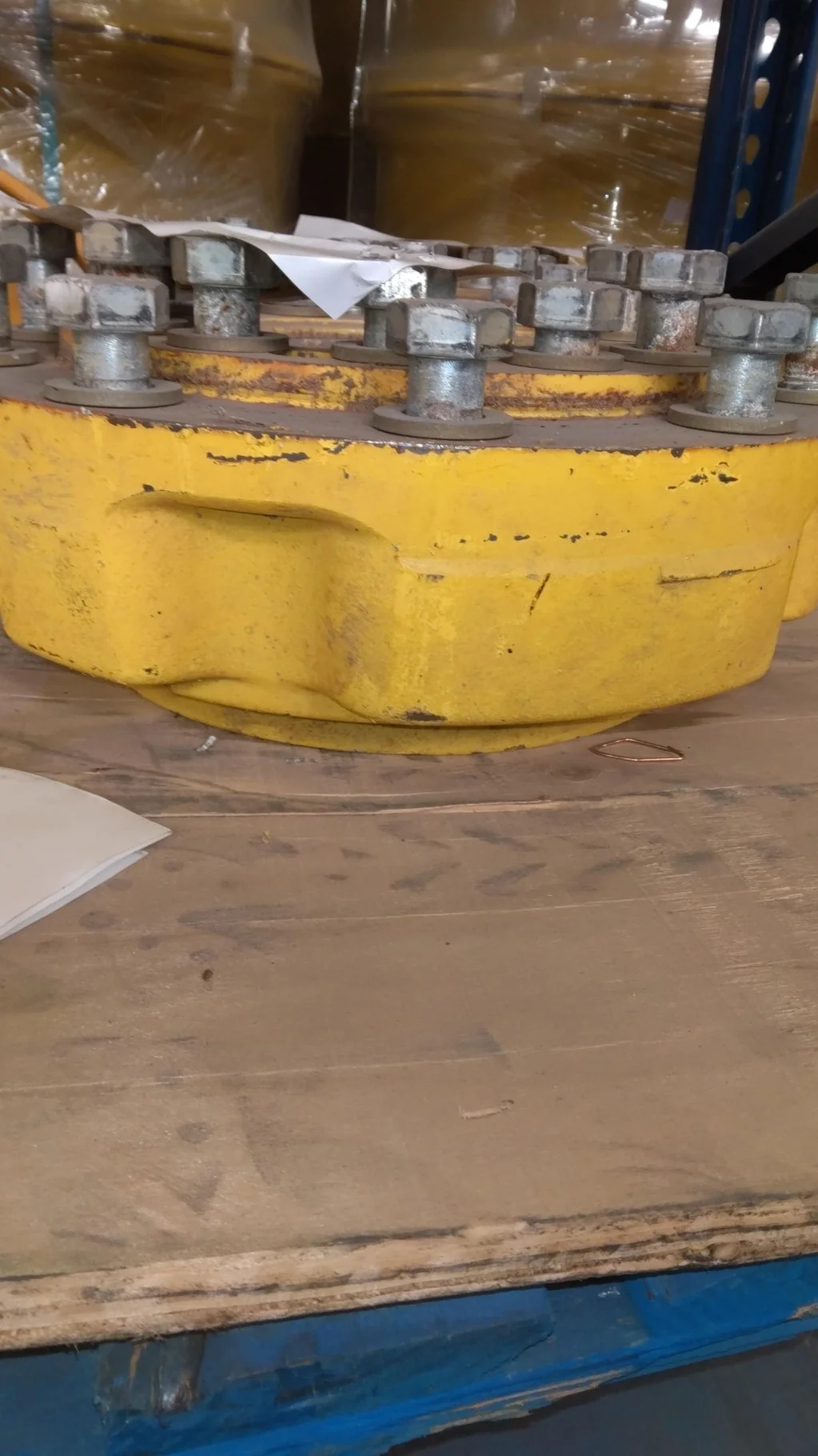 Used 120MM Hub 10-13.19-11.07 Yellow image 3