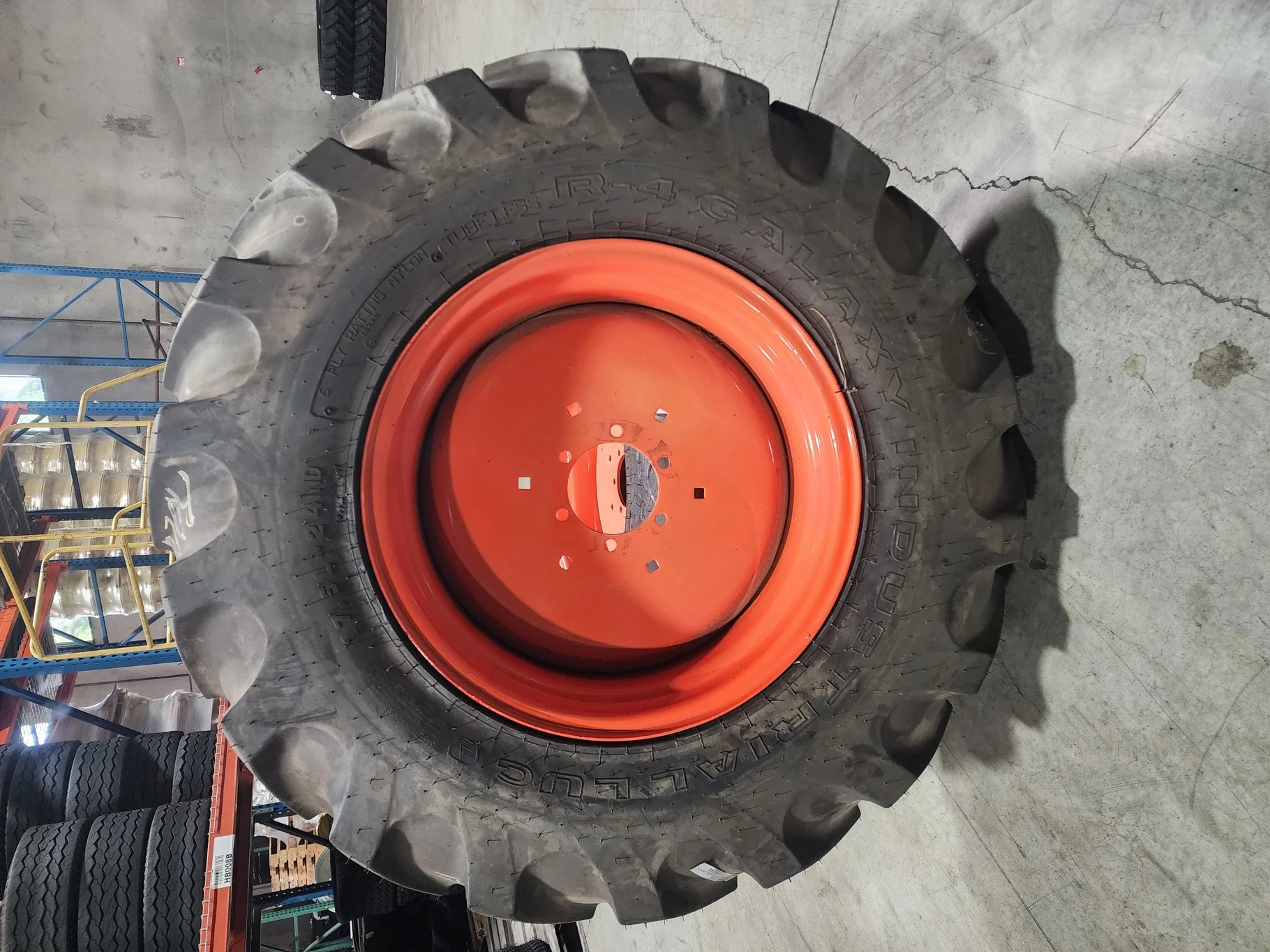 Take-Off 17.5L-24/6 Galaxy Industrial Radial Lug TL R-4 95-100% on 15 X 24 GKN 6-6-4.62 Solid Kubota