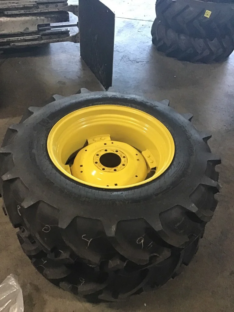 Take-Off 16.9-30 130A6 Galaxy Agritrac II Tl R-1 95-100% on 15 X 30 GKN 8-8-6 4/2 Clamp Yellow Wheel image 2