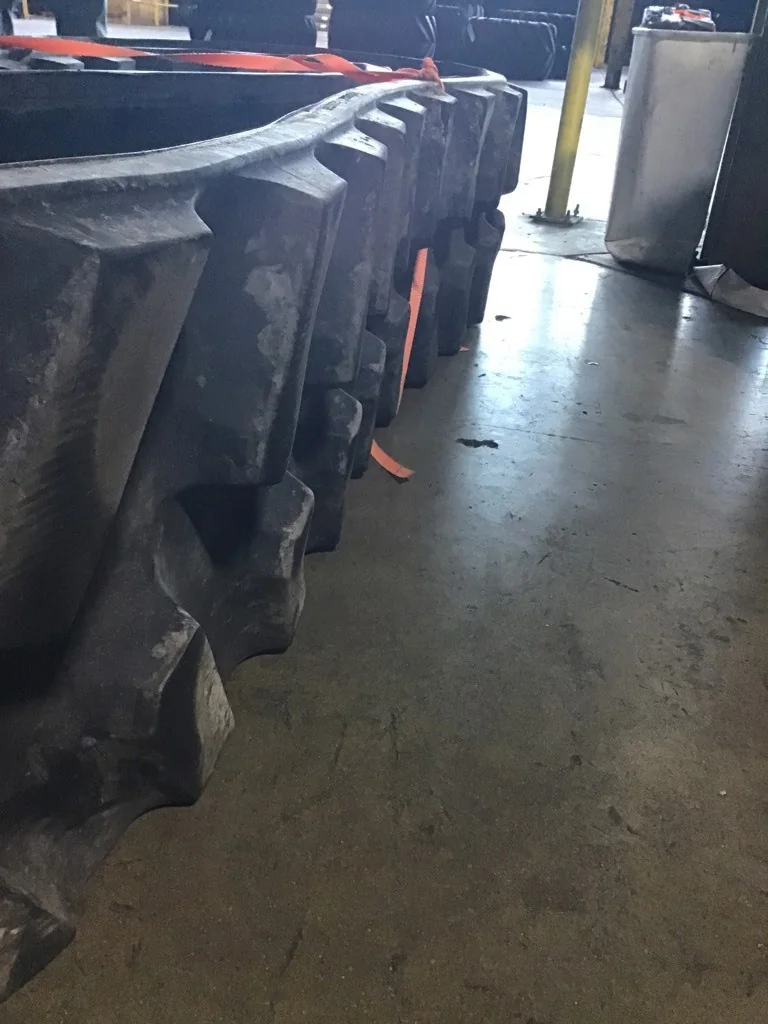 Used 18" Continental JD RT HP Extreme 66/32nds Tread Depth image 3