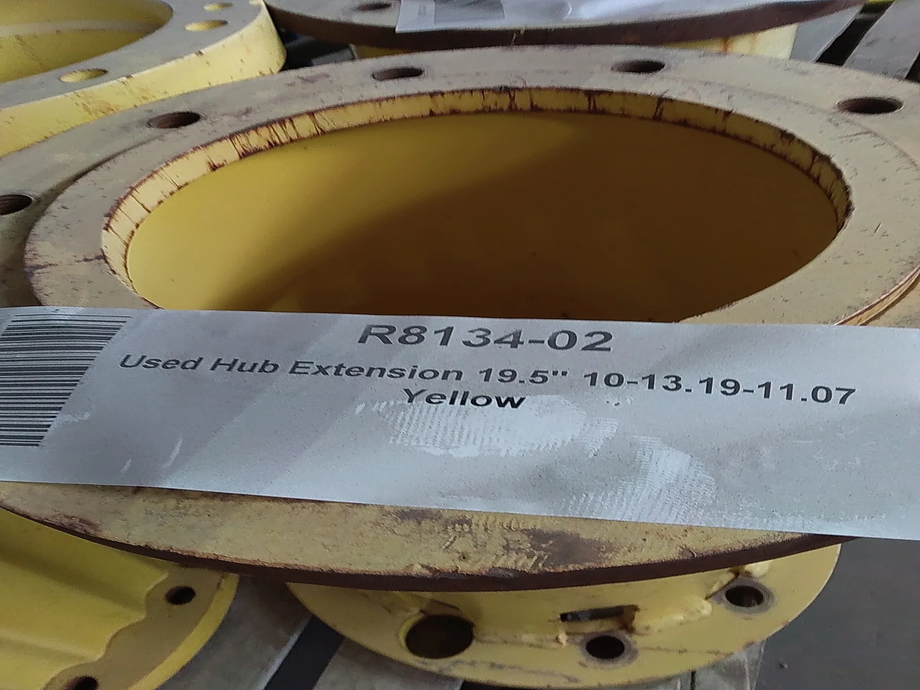 Used Hub Extension 19.5" 10-13.19-11.07 Yellow image 3