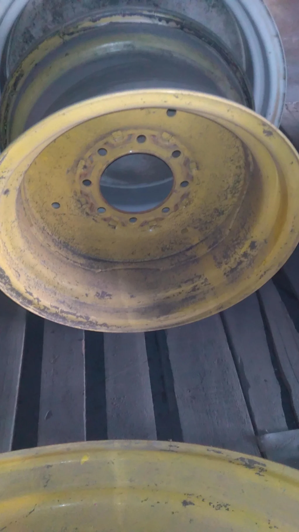 Used 11 X 20 GKN 8-8-6 Implement Yellow Wheel