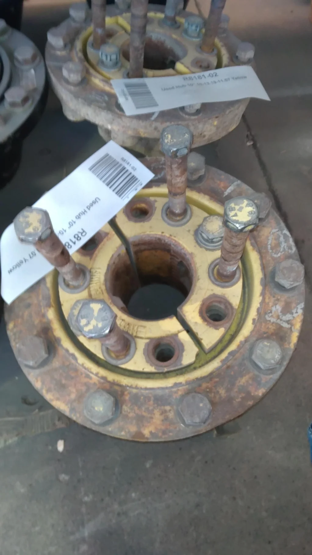 Used Hub 10" 10-13.19-11.07 Yellow