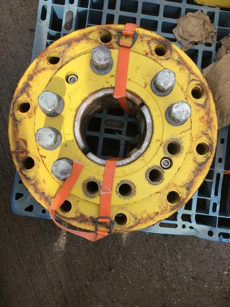 Used 120MM Hub 10-13.19-11.07 Yellow (W/O HARDWARE)