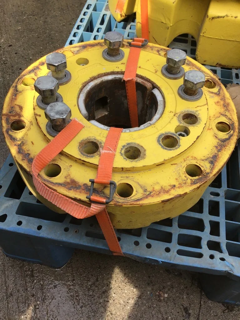 Used 120MM Hub 10-13.19-11.07 Yellow (W/O HARDWARE) image 2