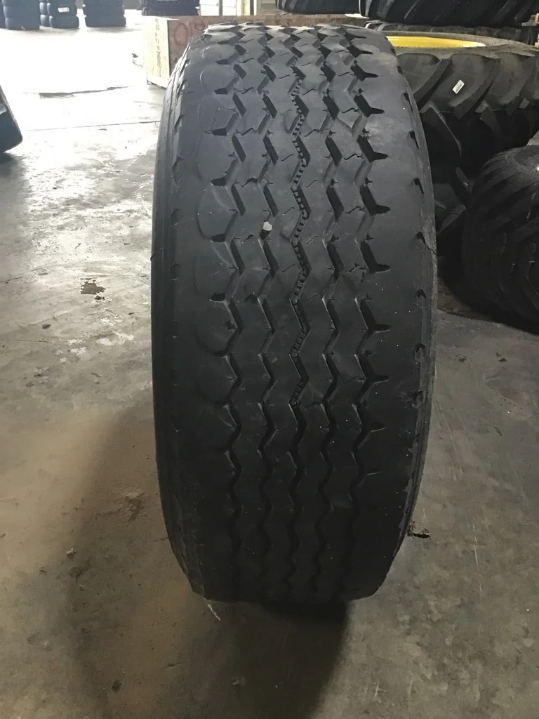 Used 13 X 22.5 8-6.5 Black Wheel image 4