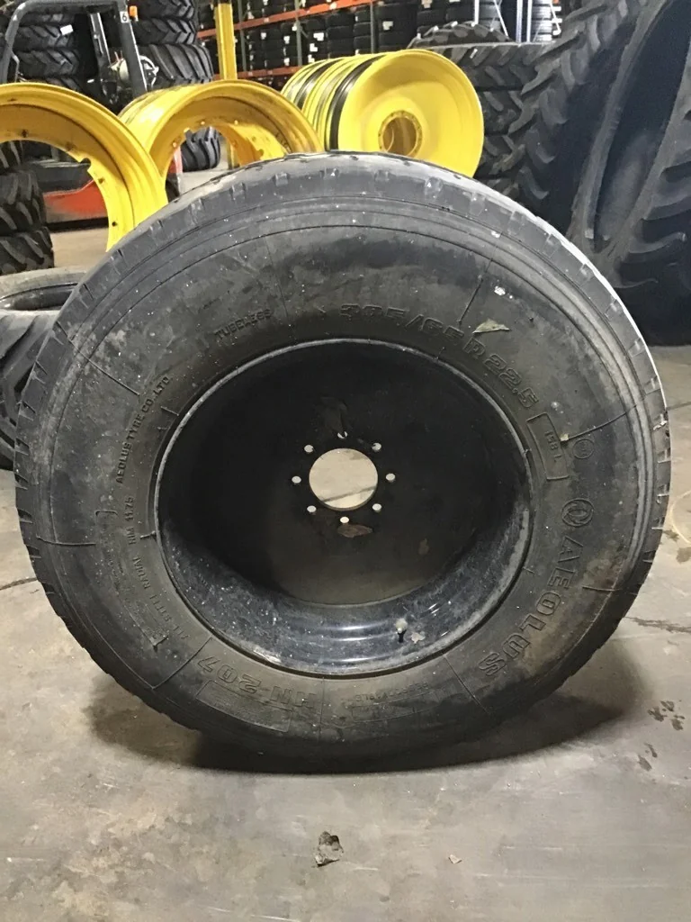 Used 13 X 22.5 8-6.5 Black Wheel image 5