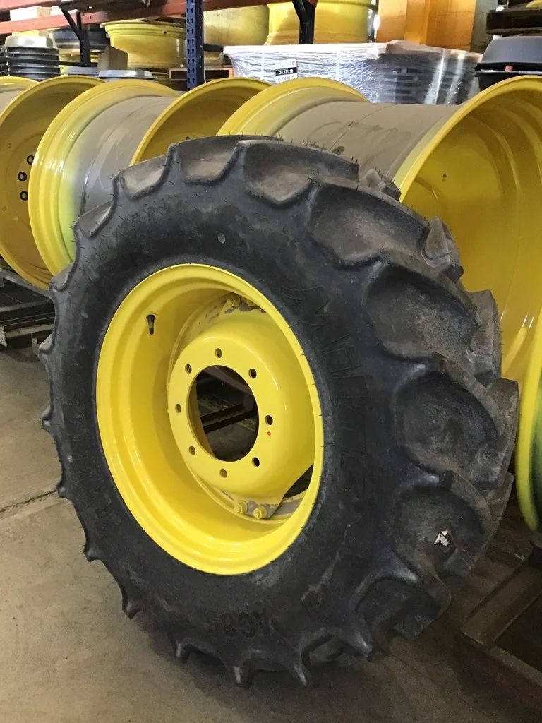 Take-Off 340/85R24 125A8 Mitas AC85 TL R-1W 95-100% on 12 X 24 GKN 8-10.82-8.78 (4" Draw) 4/2 Rail